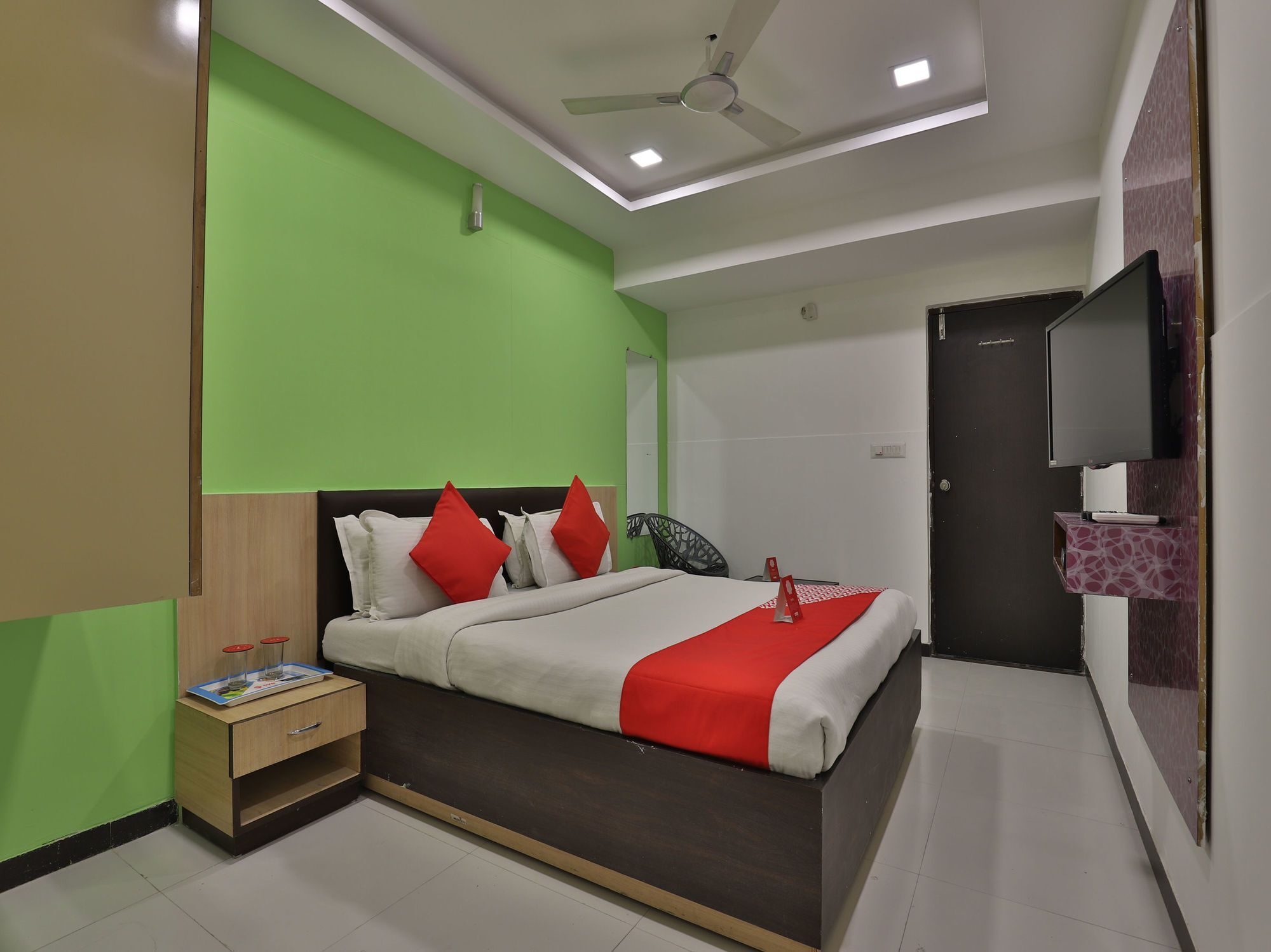 Hotel Hillton Gandhinagar Exterior foto