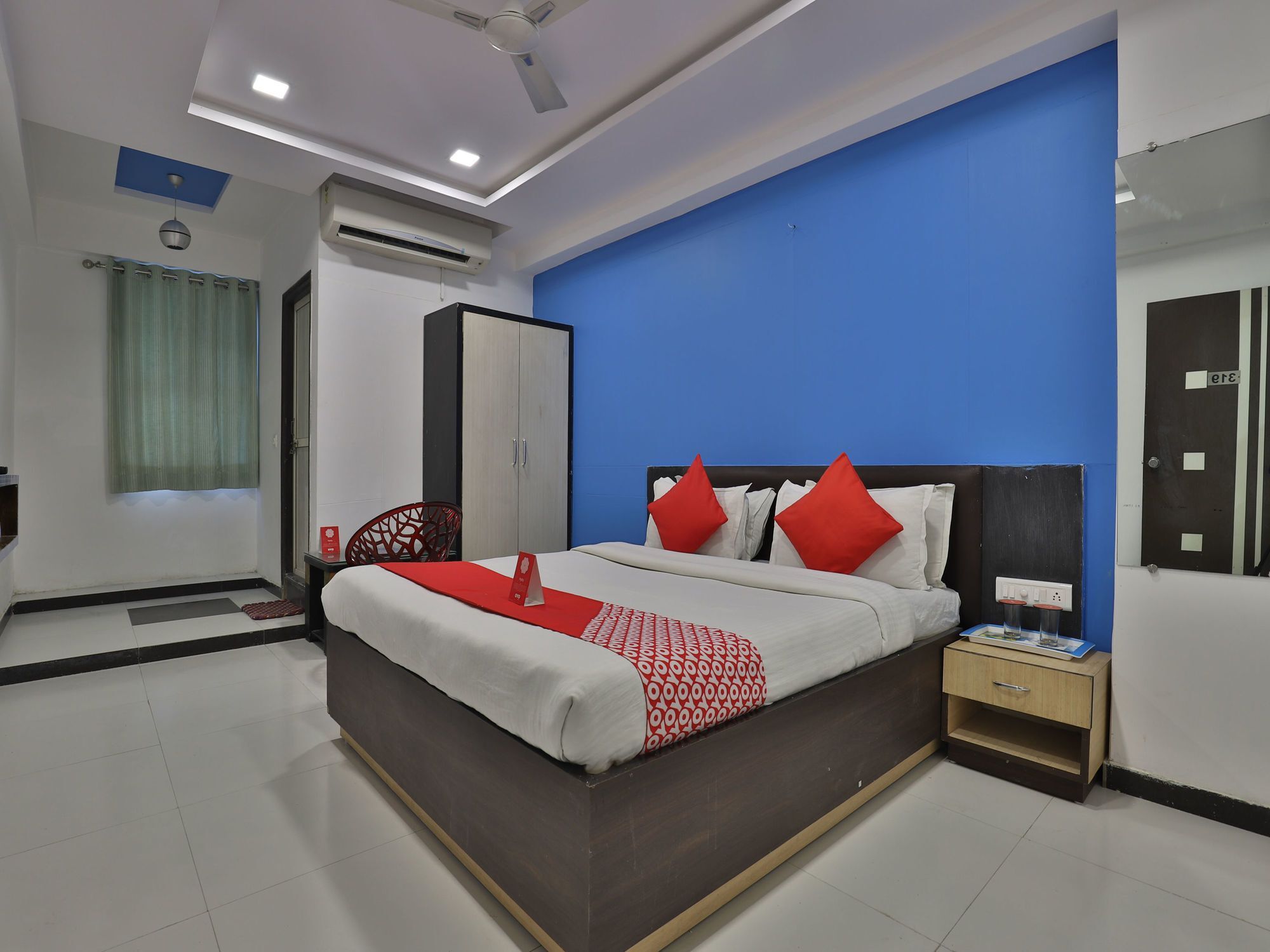 Hotel Hillton Gandhinagar Exterior foto