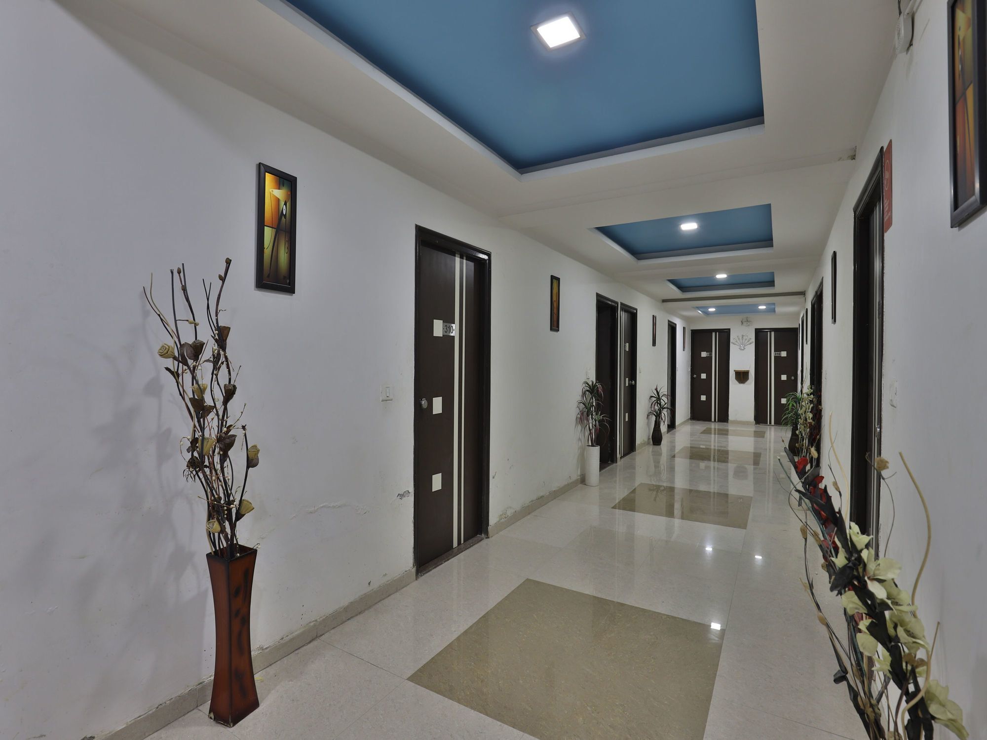 Hotel Hillton Gandhinagar Exterior foto